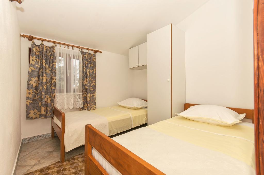 Apartments Luca Rogoznica  Exterior photo