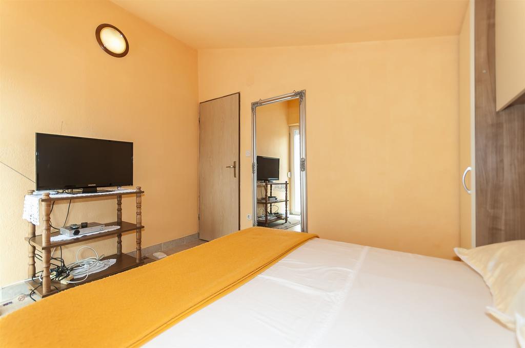 Apartments Luca Rogoznica  Exterior photo